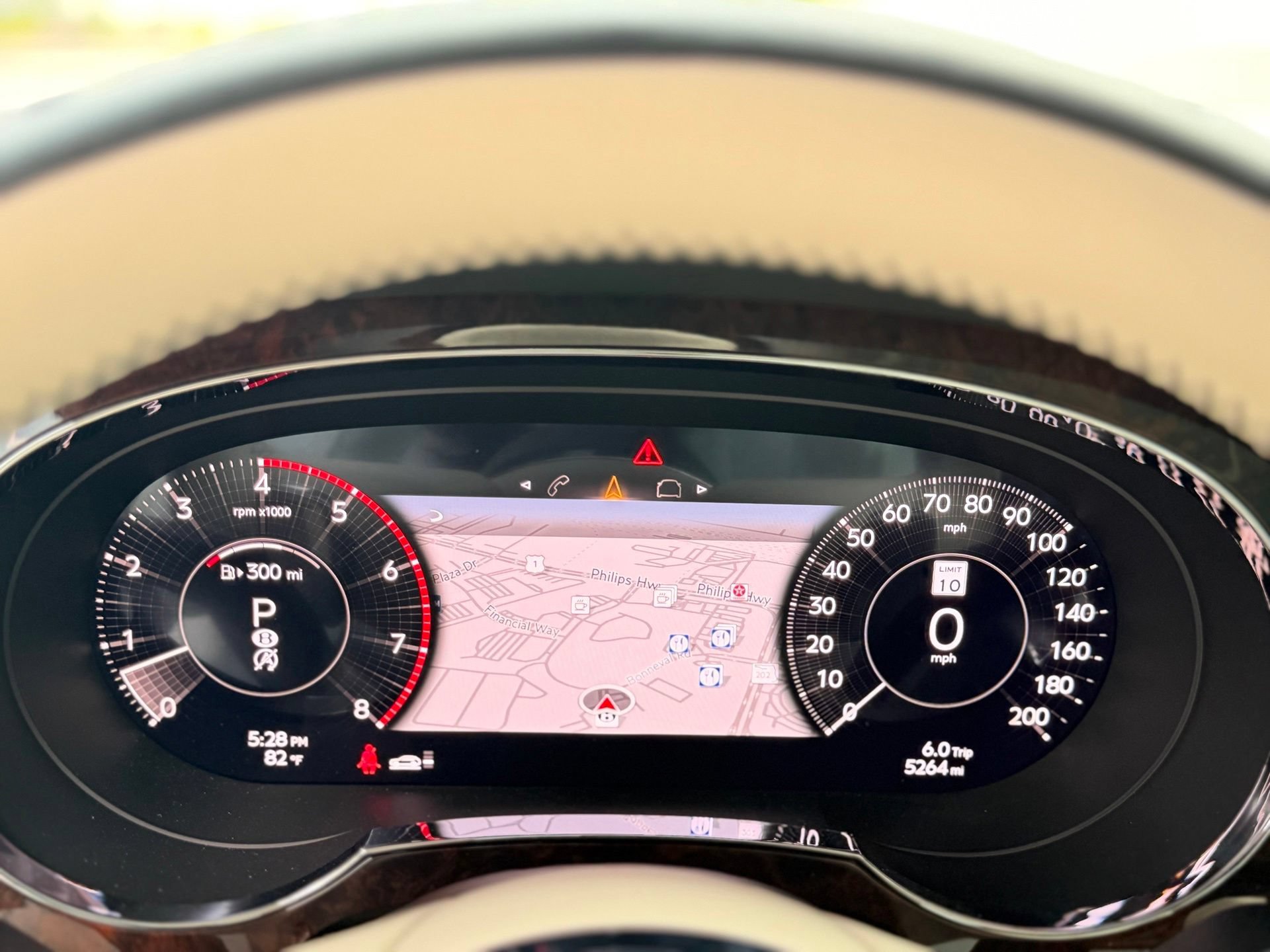 Certified 2024 Bentley Bentayga Extended Wheelbase AWD/4WD image 48