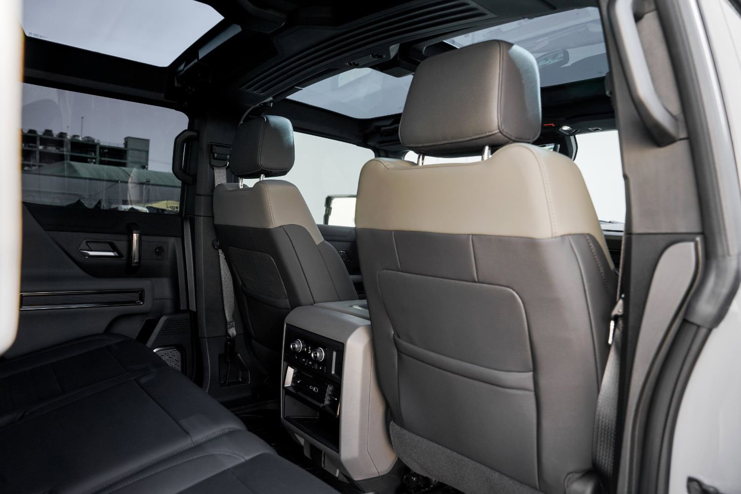 Used 2024 GMC Hummer EV 3X w/ Extreme Off-Road Package image 38