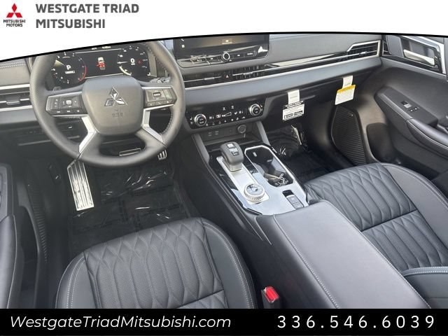 New 2026 Mitsubishi Outlander SEL FWD image 12