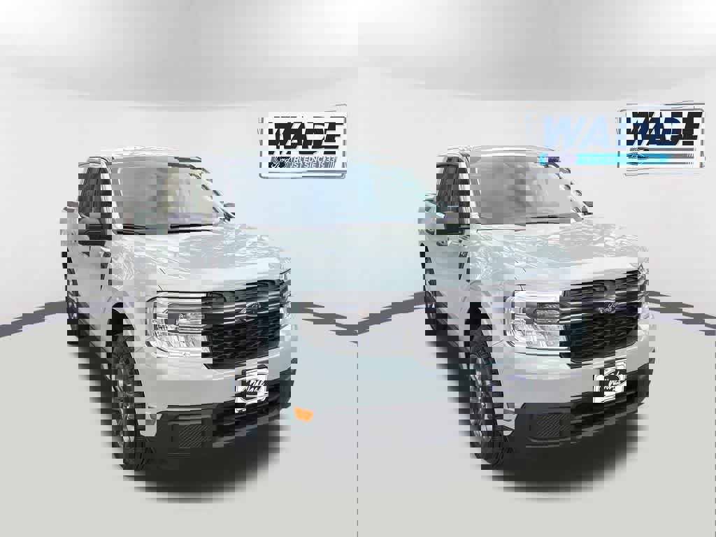 Used 2023 Ford Maverick XLT image 3