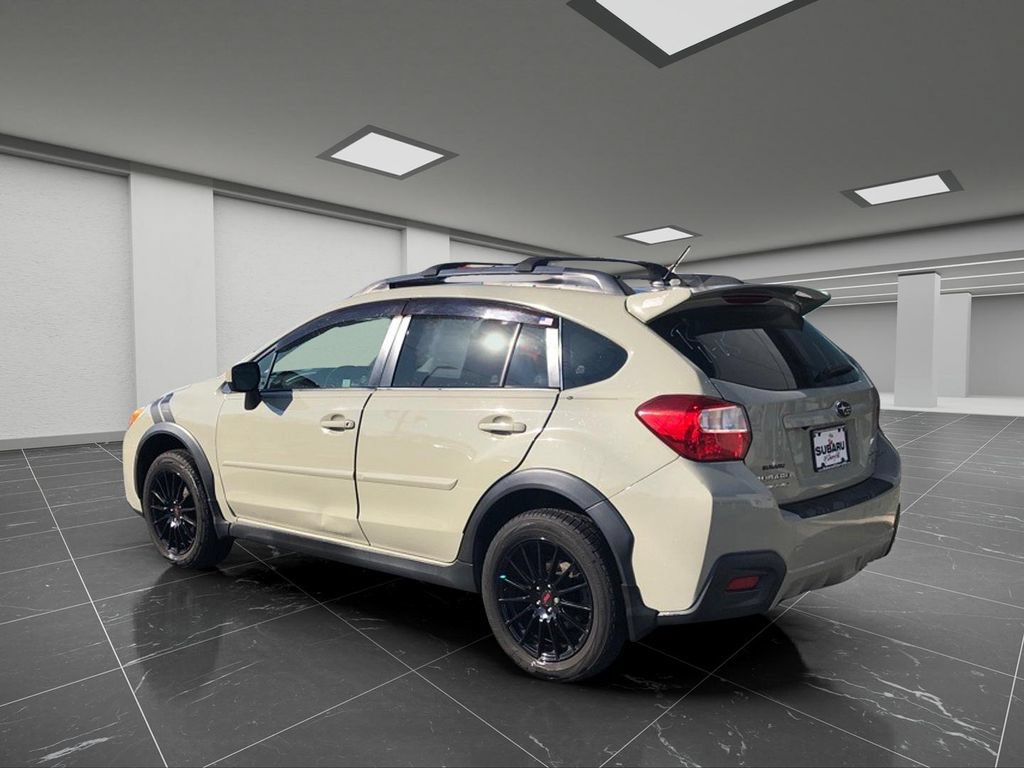 Used 2016 Subaru Crosstrek 2.0i Premium w/ Moonroof Package AWD/4WD image 9
