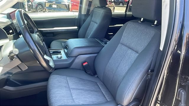 Used 2024 Ford Expedition XLT AWD/4WD image 11