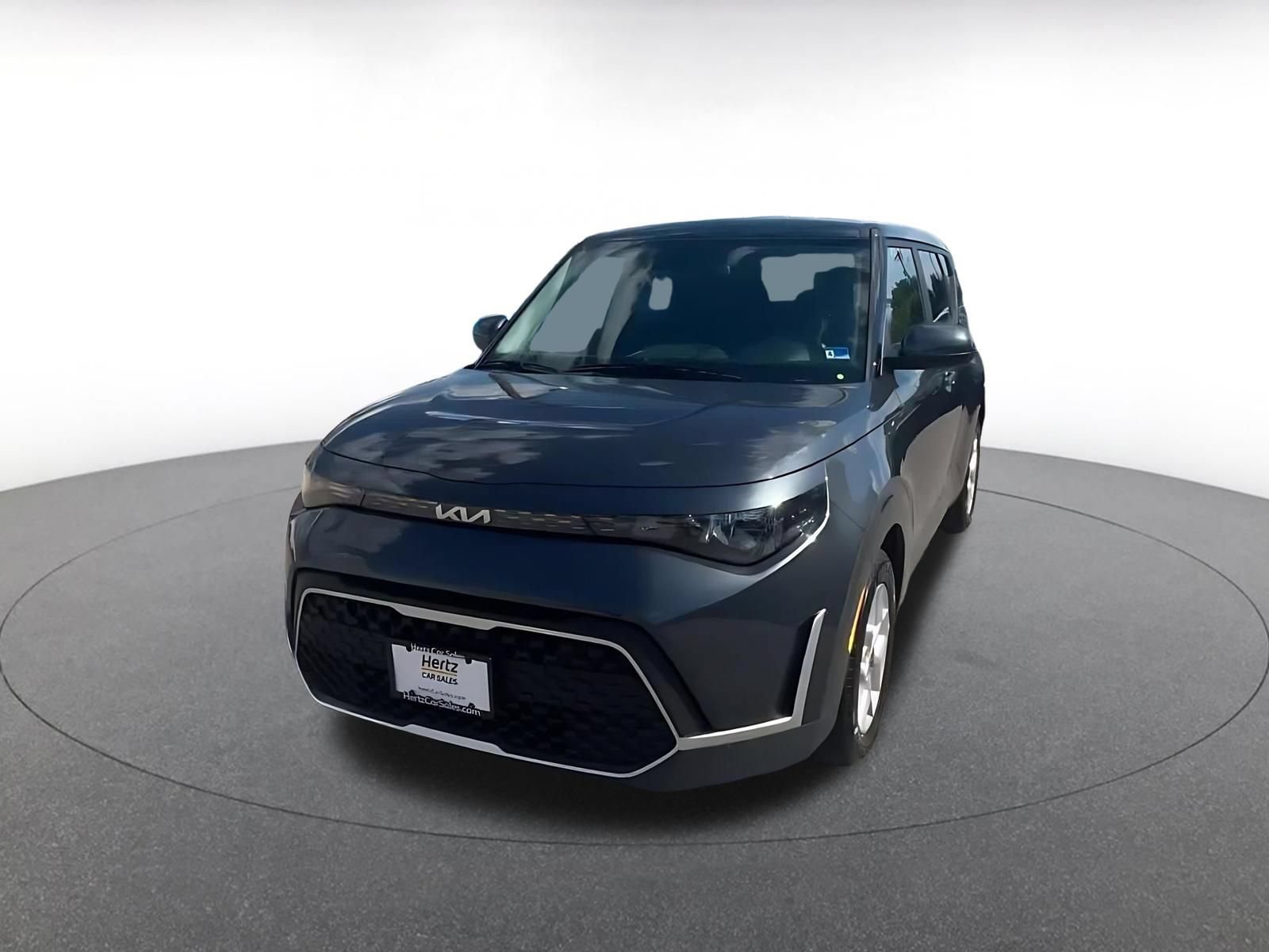 Used 2025 Kia Soul LX w/ LX Technology Package FWD image 7