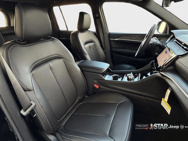 New 2026 Jeep Grand Cherokee Limited image 11