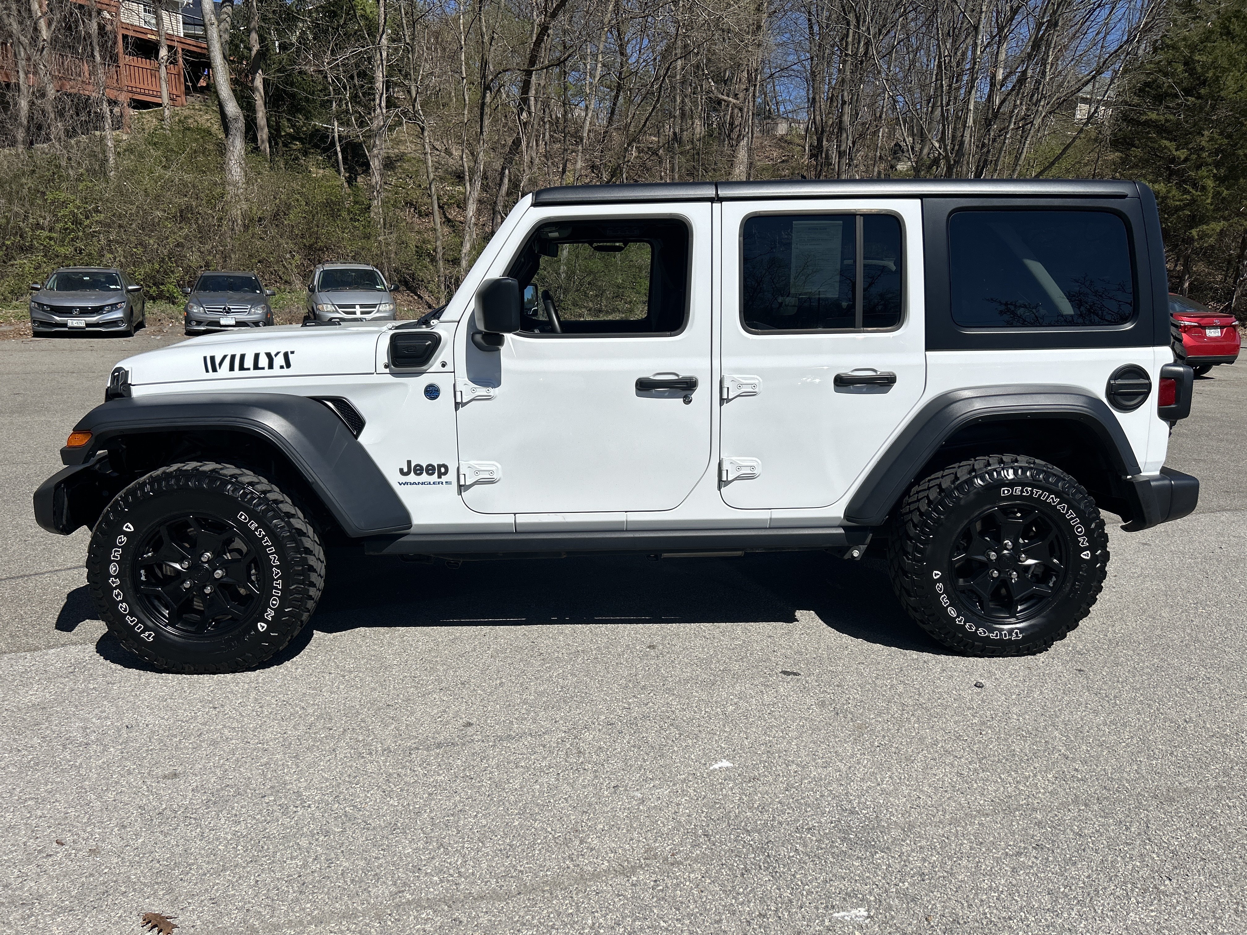 Used 2023 Jeep Wrangler Unlimited w/ Cold Weather Group AWD/4WD image 1