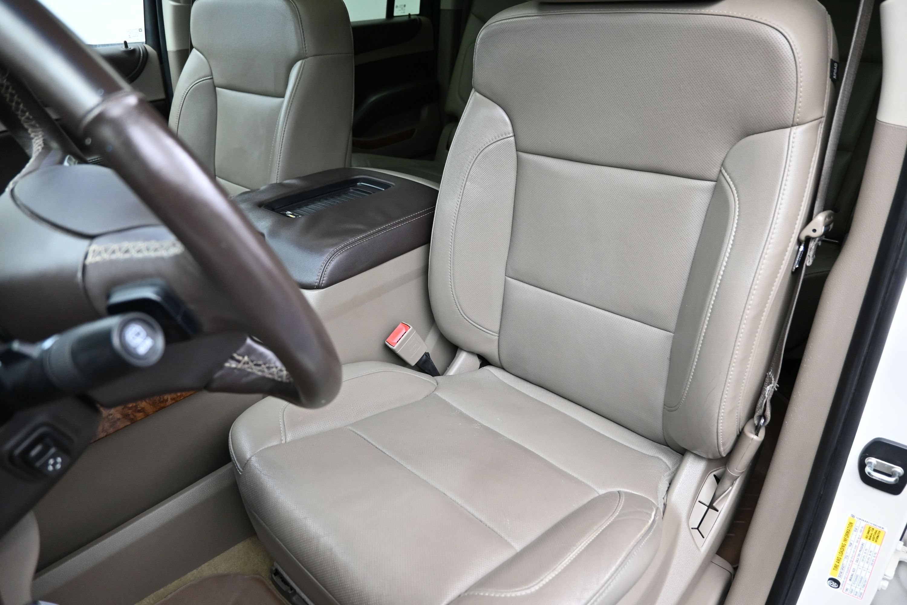Used 2015 Chevrolet Suburban LTZ AWD/4WD image 21