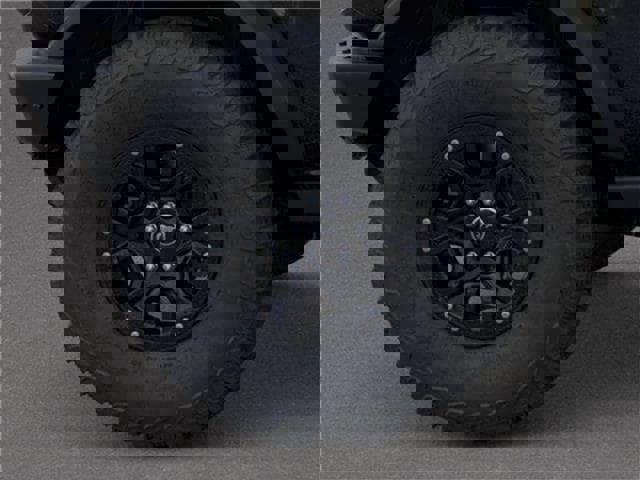 New 2025 Ford Bronco Badlands image 45