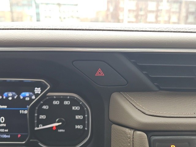 Used 2021 GMC Yukon Denali w/ Denali Premium Package image 38