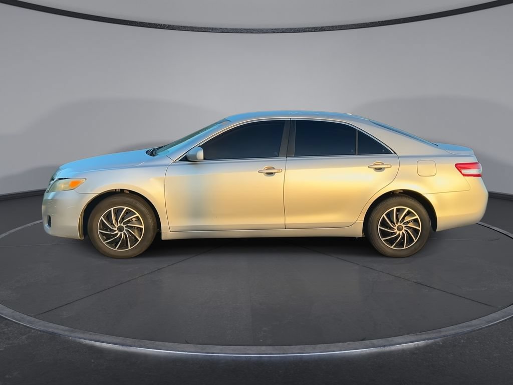 Used 2011 Toyota Camry LE FWD image 5