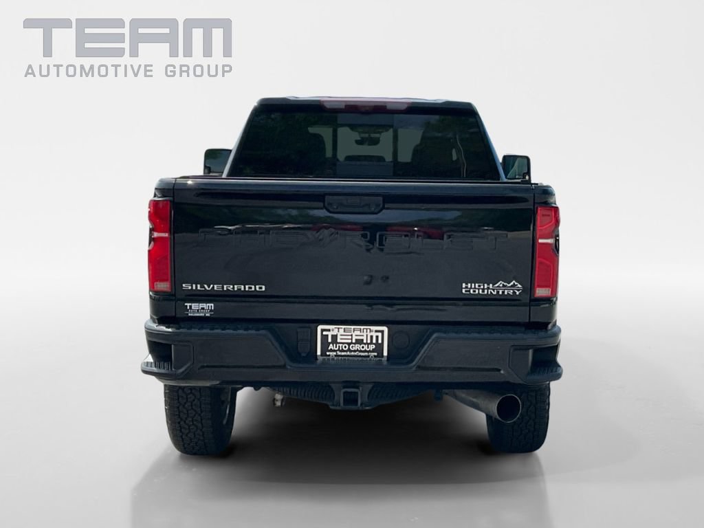Used 2024 Chevrolet Silverado 2500 High Country w/ High Country Premium Package AWD/4WD image 6