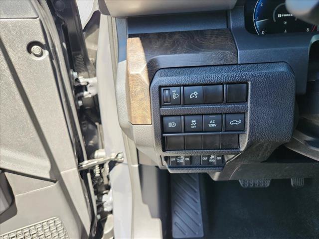 Certified 2025 Toyota Tacoma Limited AWD/4WD image 13