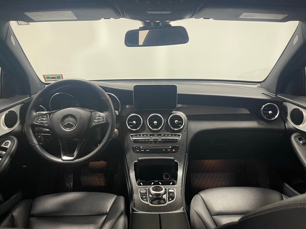 Used 2019 Mercedes-Benz GLC 300 4MATIC image 30