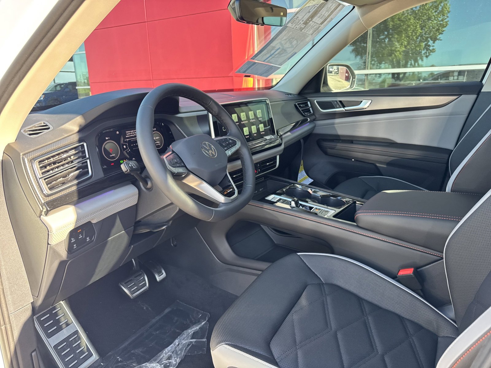 New 2026 Volkswagen Atlas Peak Edition image 10