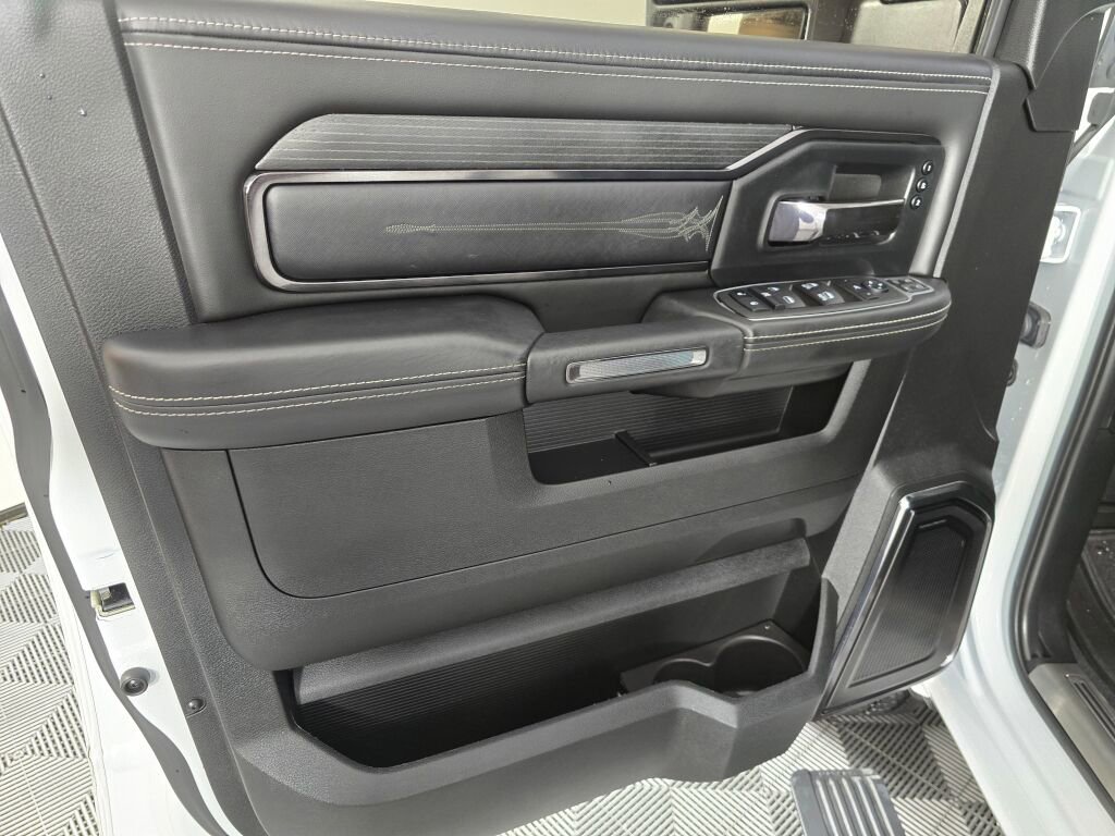 Used 2024 RAM 2500 Limited image 18
