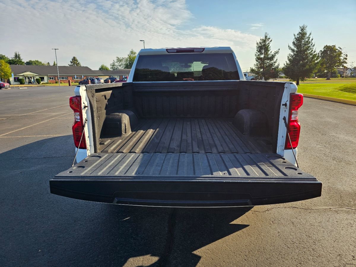 Used 2020 Chevrolet Silverado 1500 LT w/ Remote Start Package image 19