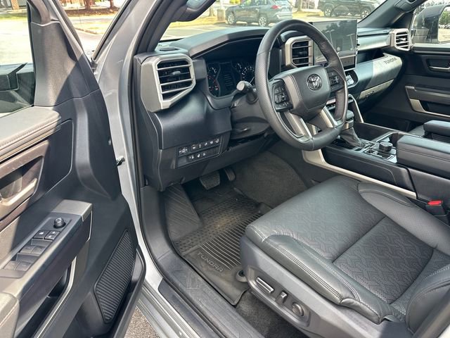 Used 2025 Toyota Tundra SR5 w/ SR5 Premium Package AWD/4WD image 9