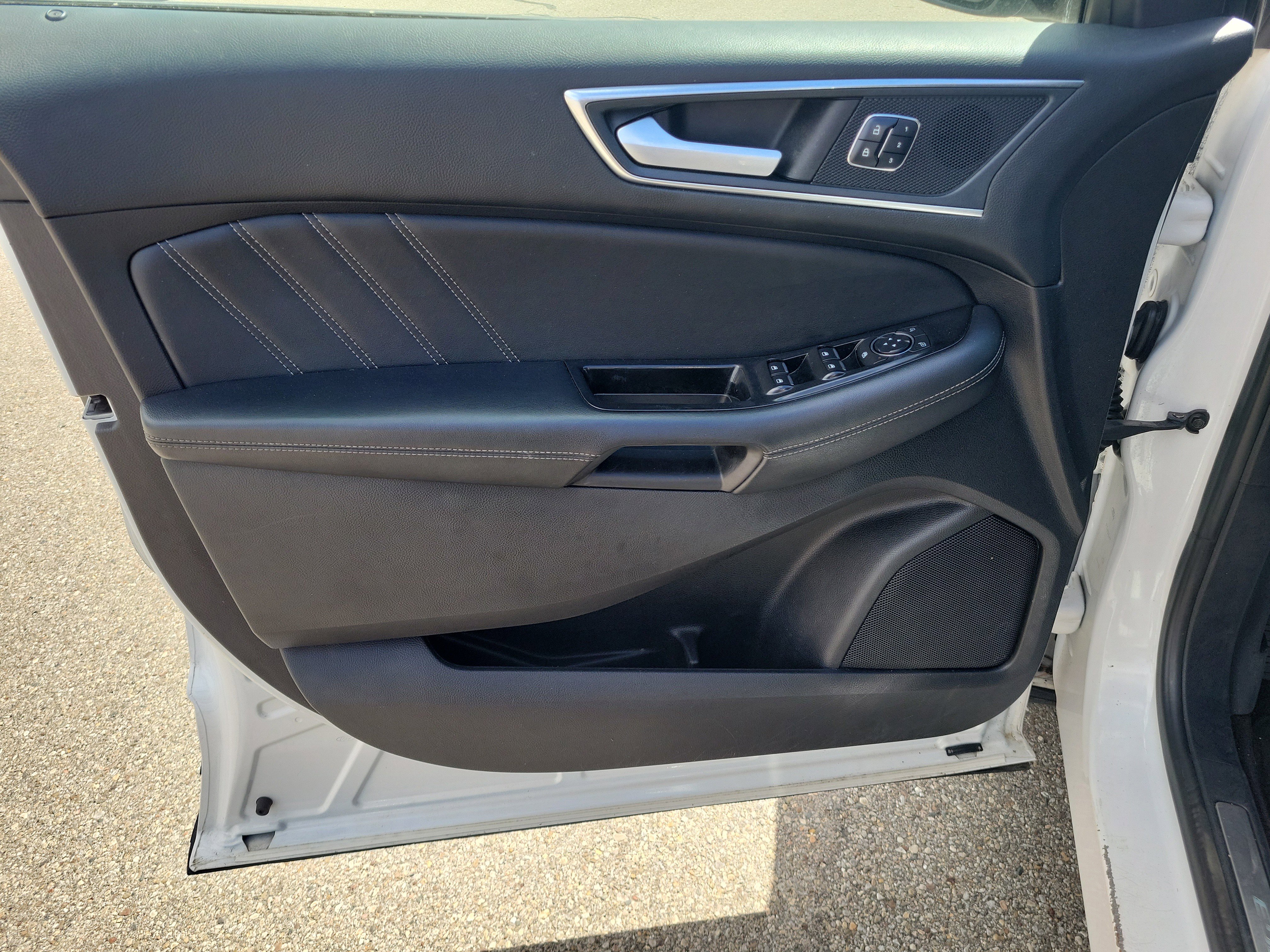 Used 2017 Ford Edge Sport w/ Equipment Group 401A AWD/4WD image 16