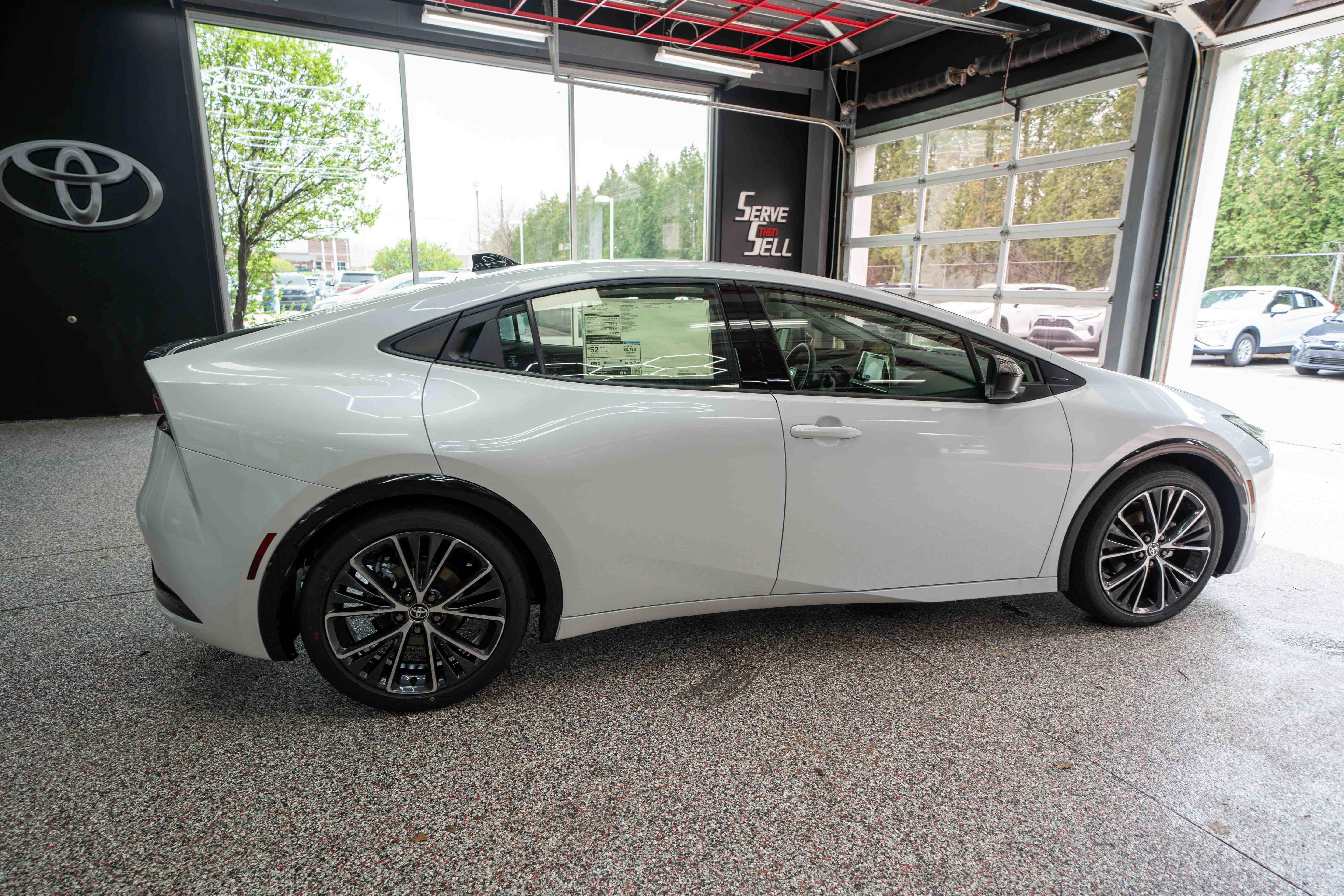 New 2026 Toyota Prius XLE image 4