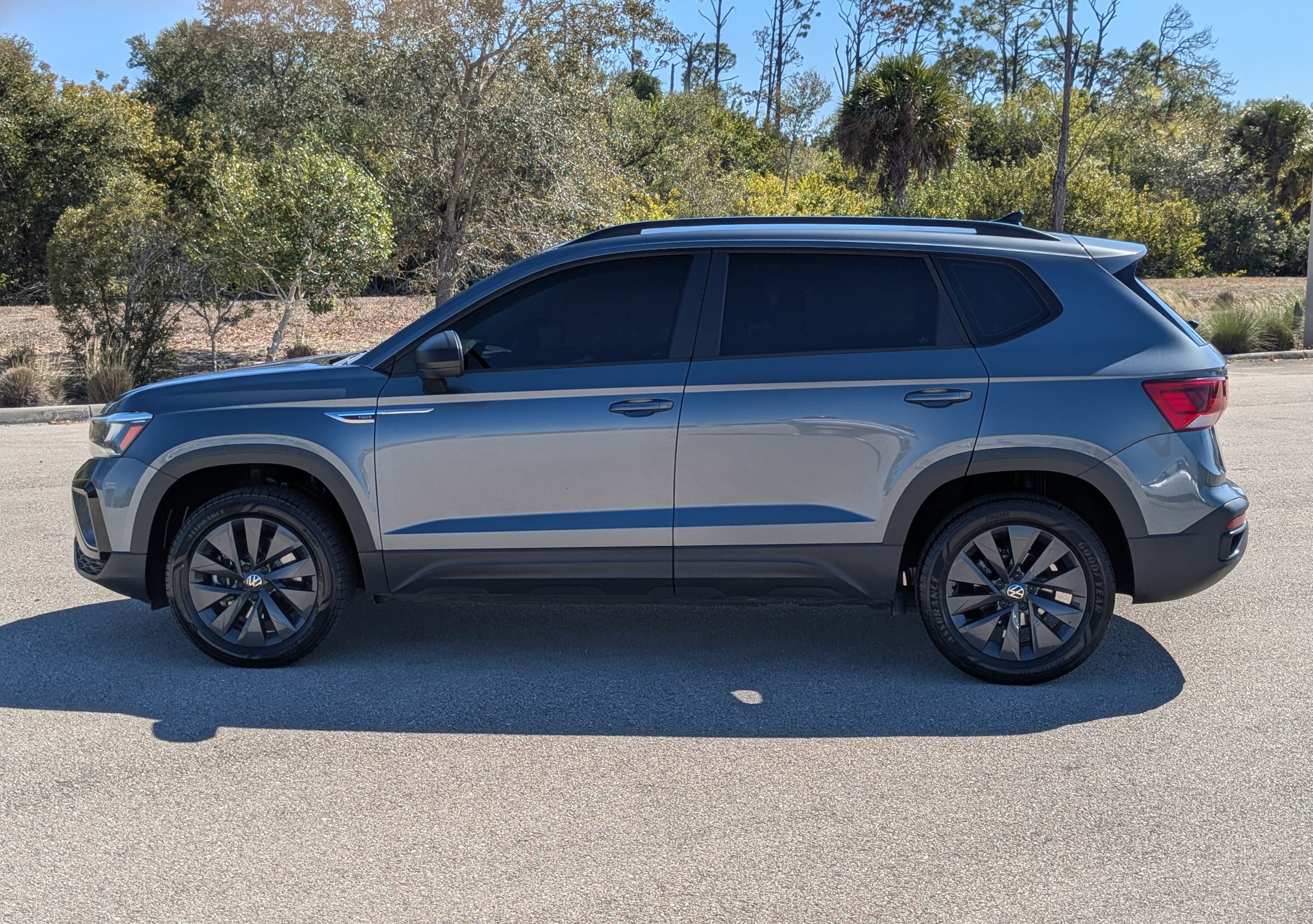 Used 2023 Volkswagen Taos S image 8