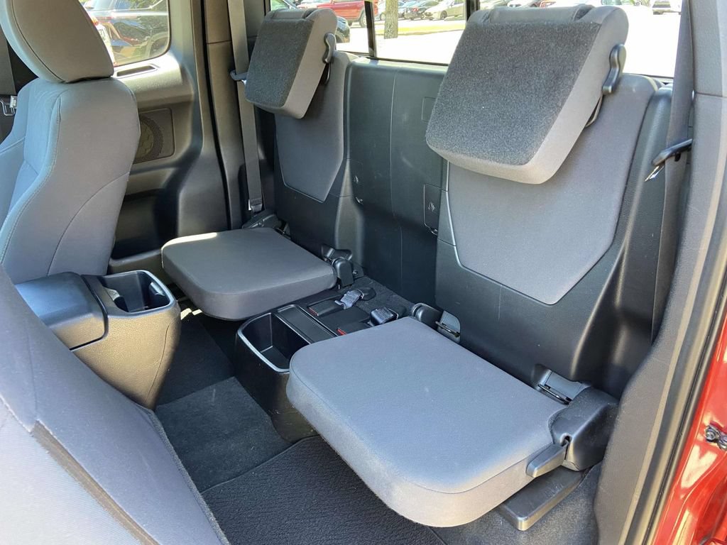 Used 2016 Toyota Tacoma TRD Sport w/ Towing Package RWD image 20