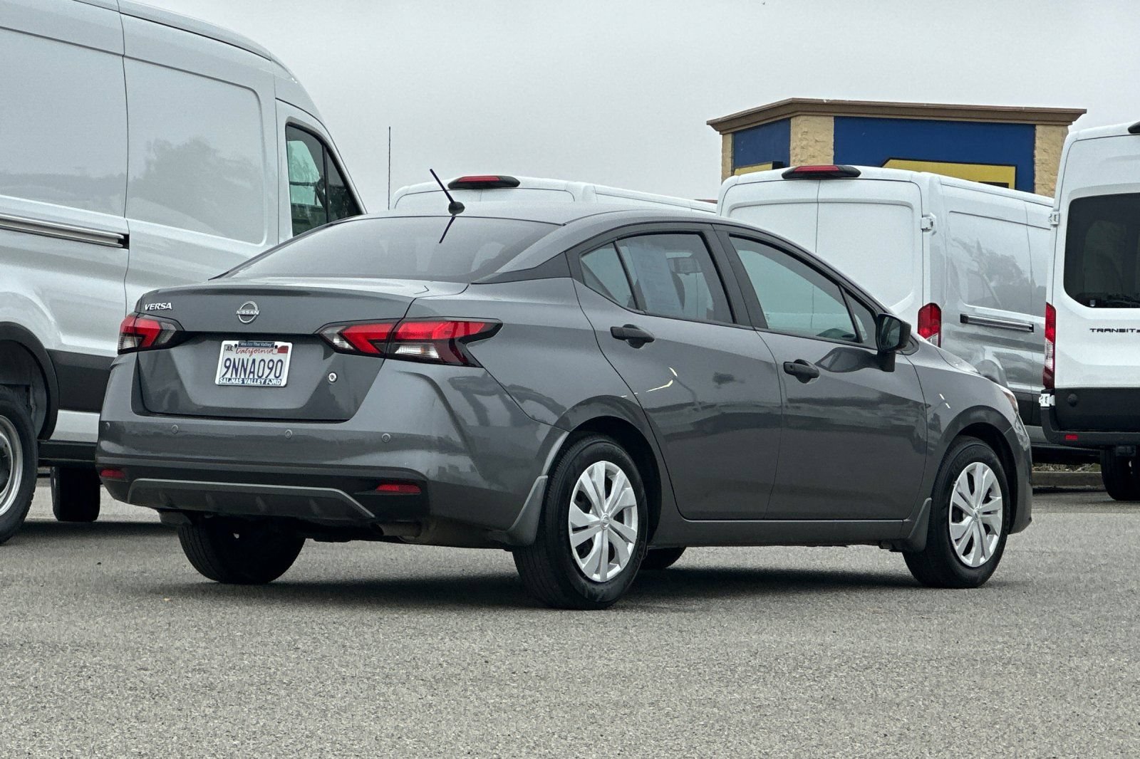 Used 2024 Nissan Versa S FWD image 4