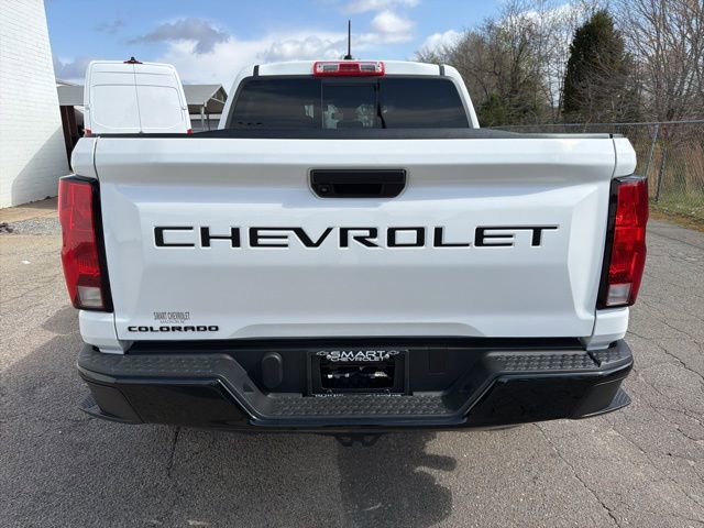 Used 2024 Chevrolet Colorado Trail Boss w/ LPO, Dark Essentials Package image 3