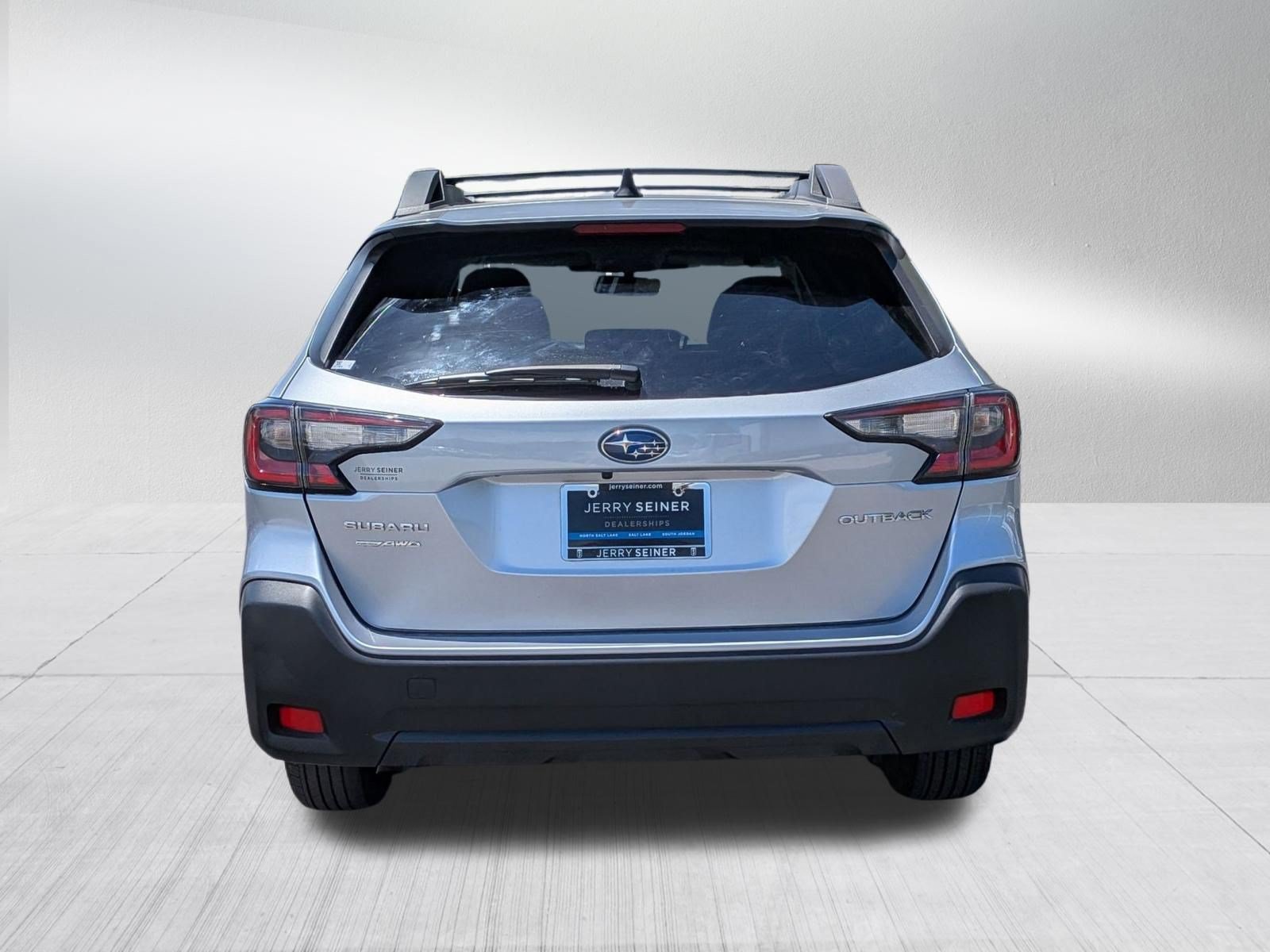 Used 2024 Subaru Outback Premium AWD/4WD image 5