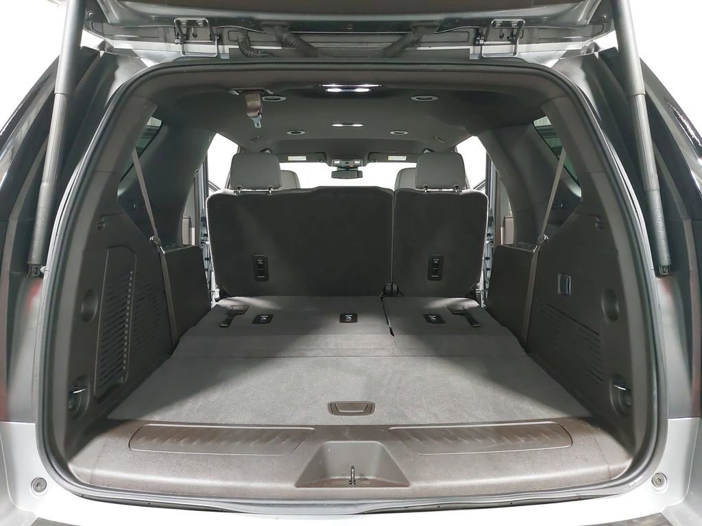 Used 2024 GMC Yukon SLT w/ Max Trailering Package image 14