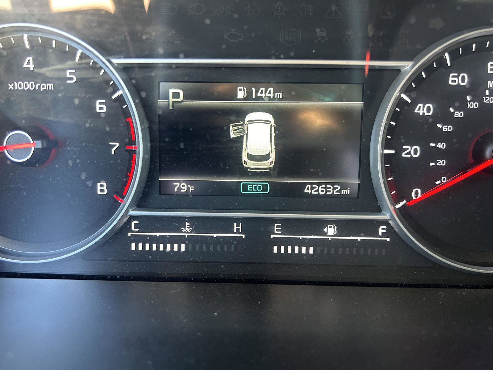 Used 2022 Kia Sorento LX image 14