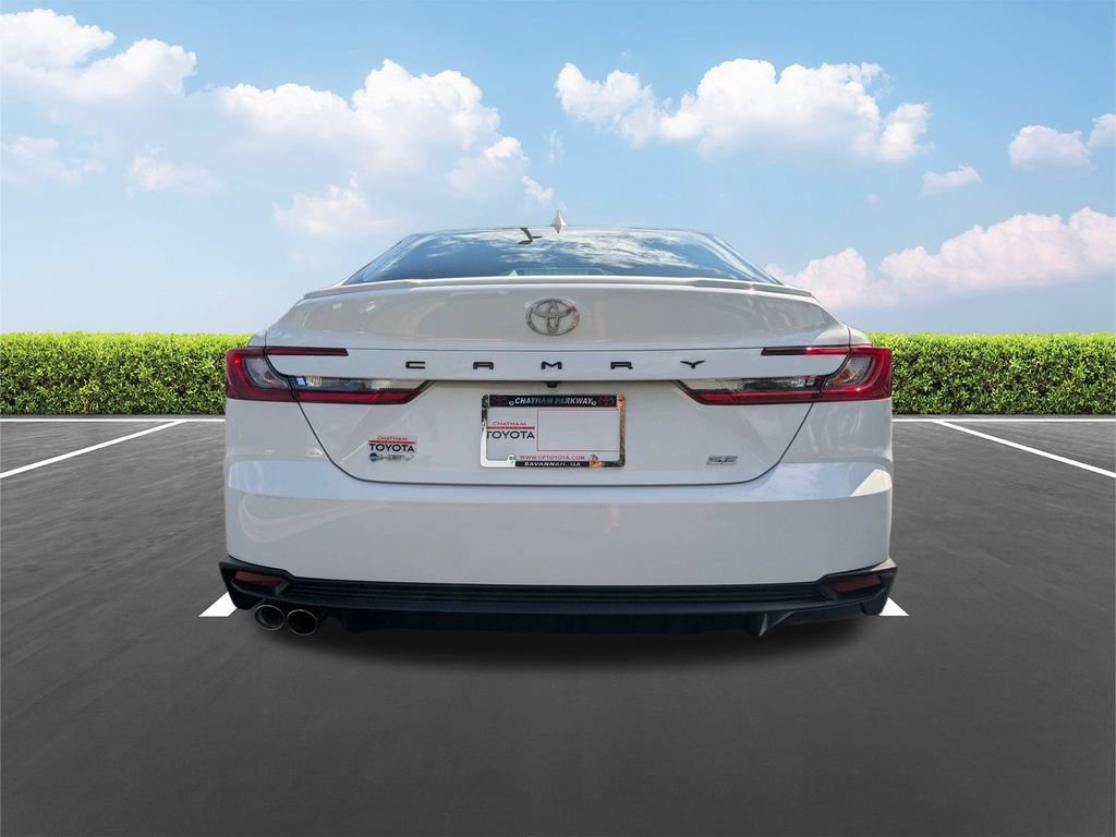 Used 2025 Toyota Camry SE FWD image 9