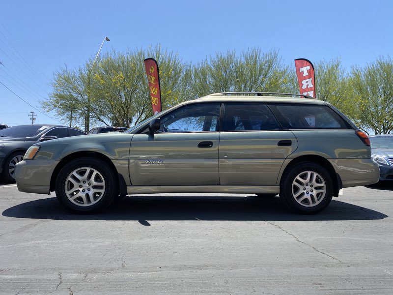Used 2004 Subaru Outback Wagon image 2