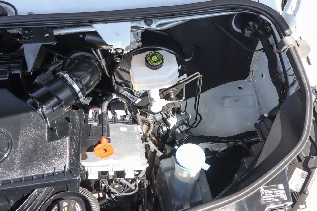 Used 2024 Mercedes-Benz Sprinter 2500 w/ Acoustic Package image 16