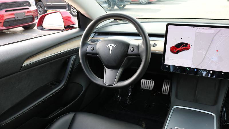 Used 2021 Tesla Model 3 Performance image 22