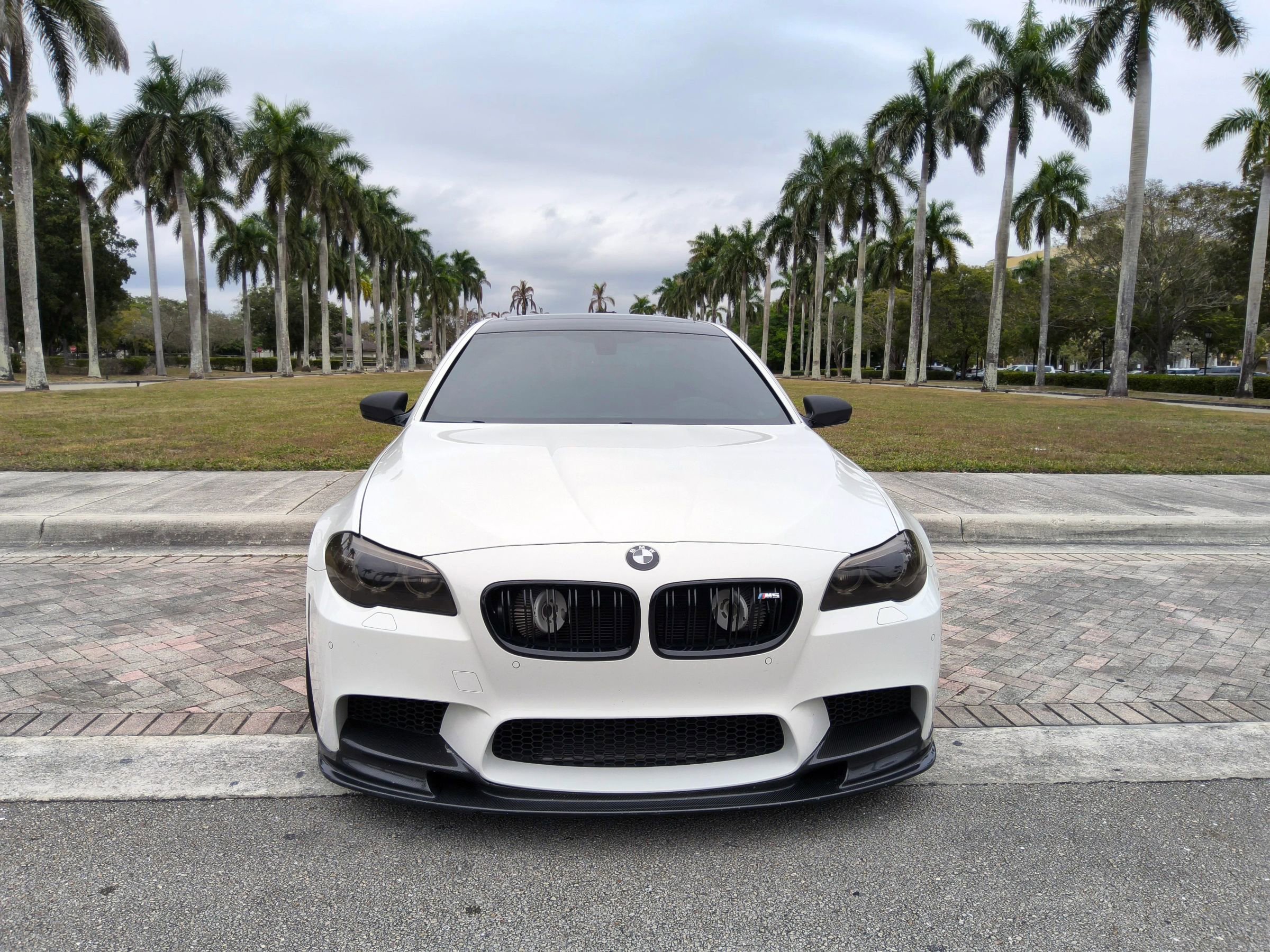 Used 2014 BMW M5 image 2