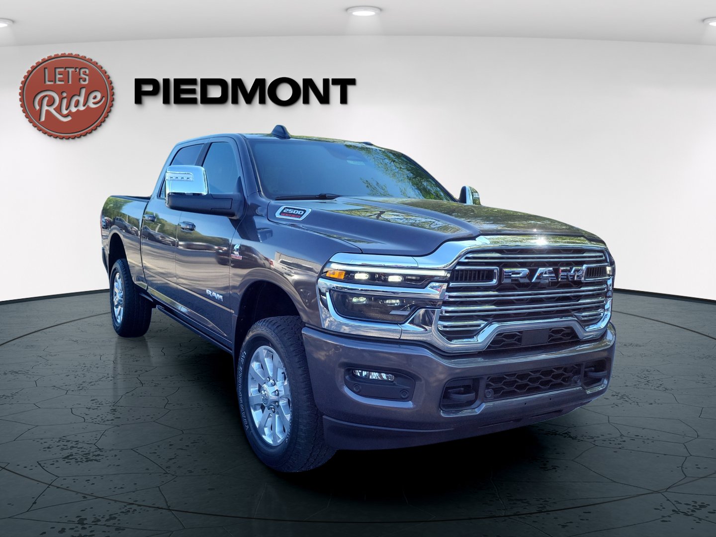 New 2026 RAM 2500 Laramie AWD/4WD image 4