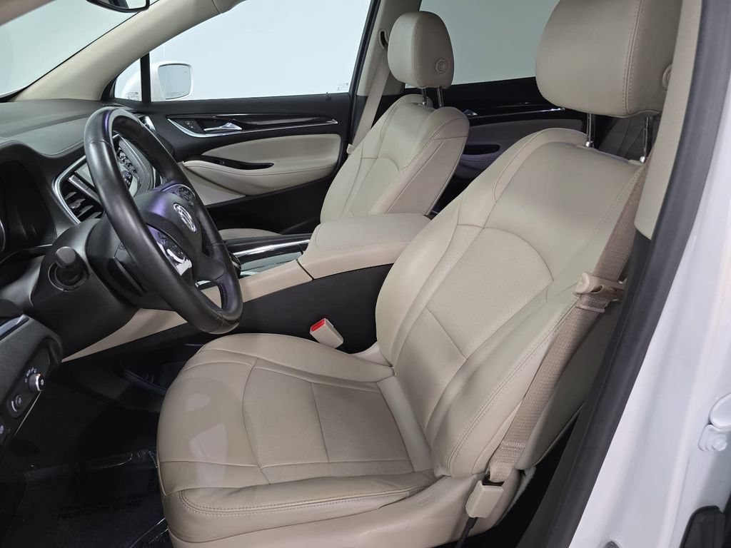 Used 2019 Buick Enclave Essence FWD image 5