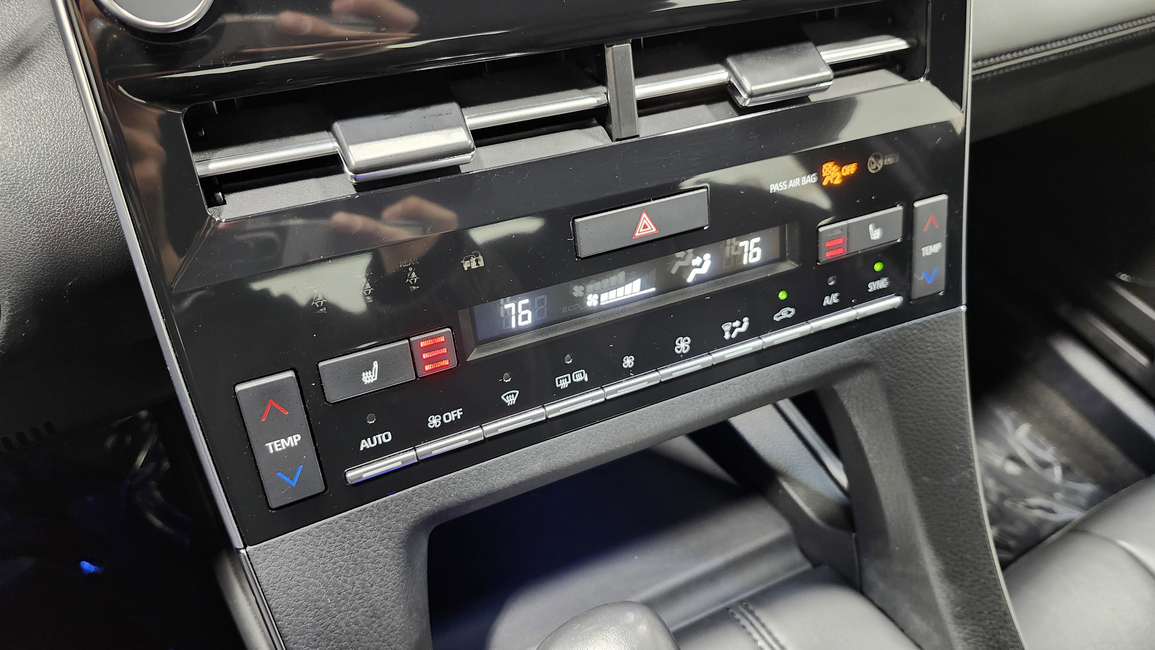 Used 2022 Toyota Avalon XLE image 31