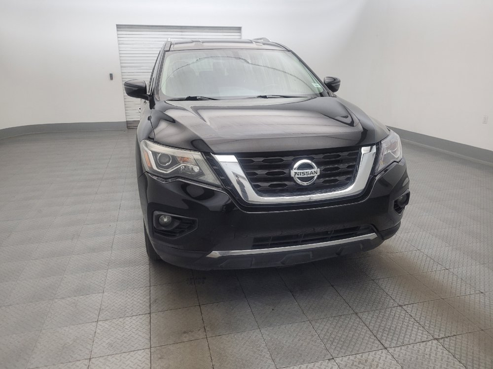 Used 2020 Nissan Pathfinder SV AWD/4WD image 14