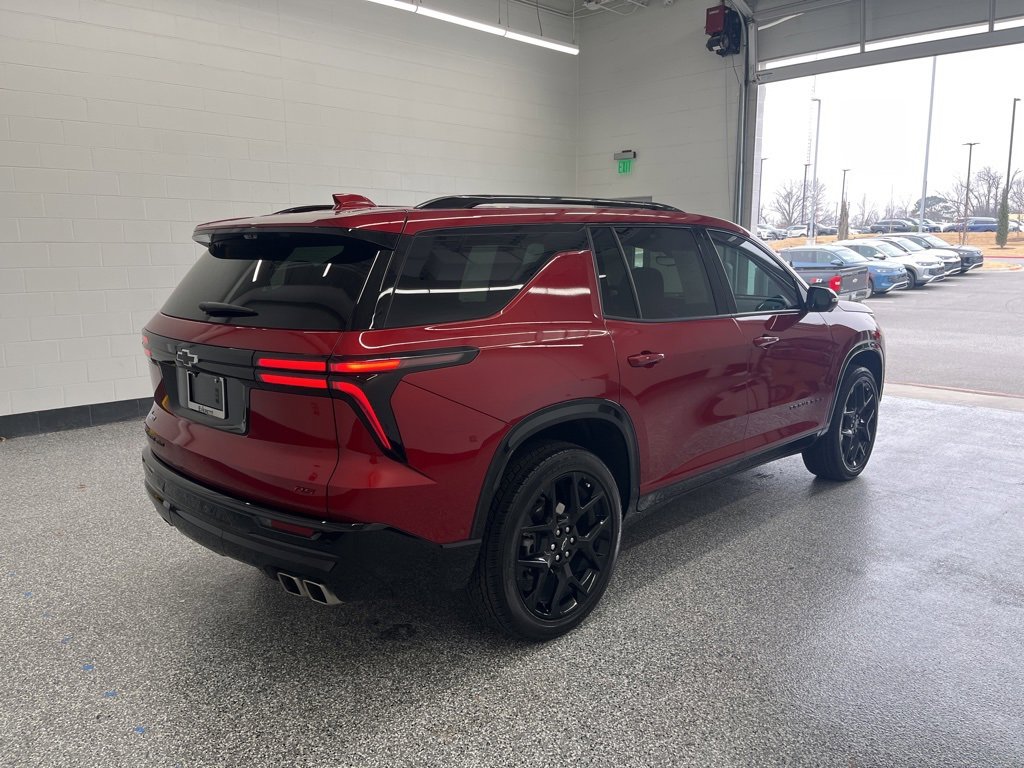 Used 2024 Chevrolet Traverse RS w/ LPO, Floor Liner Package image 7