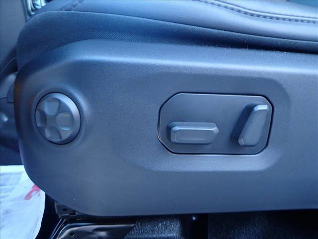 New 2025 Jeep Wrangler Unlimited Rubicon 392 image 12