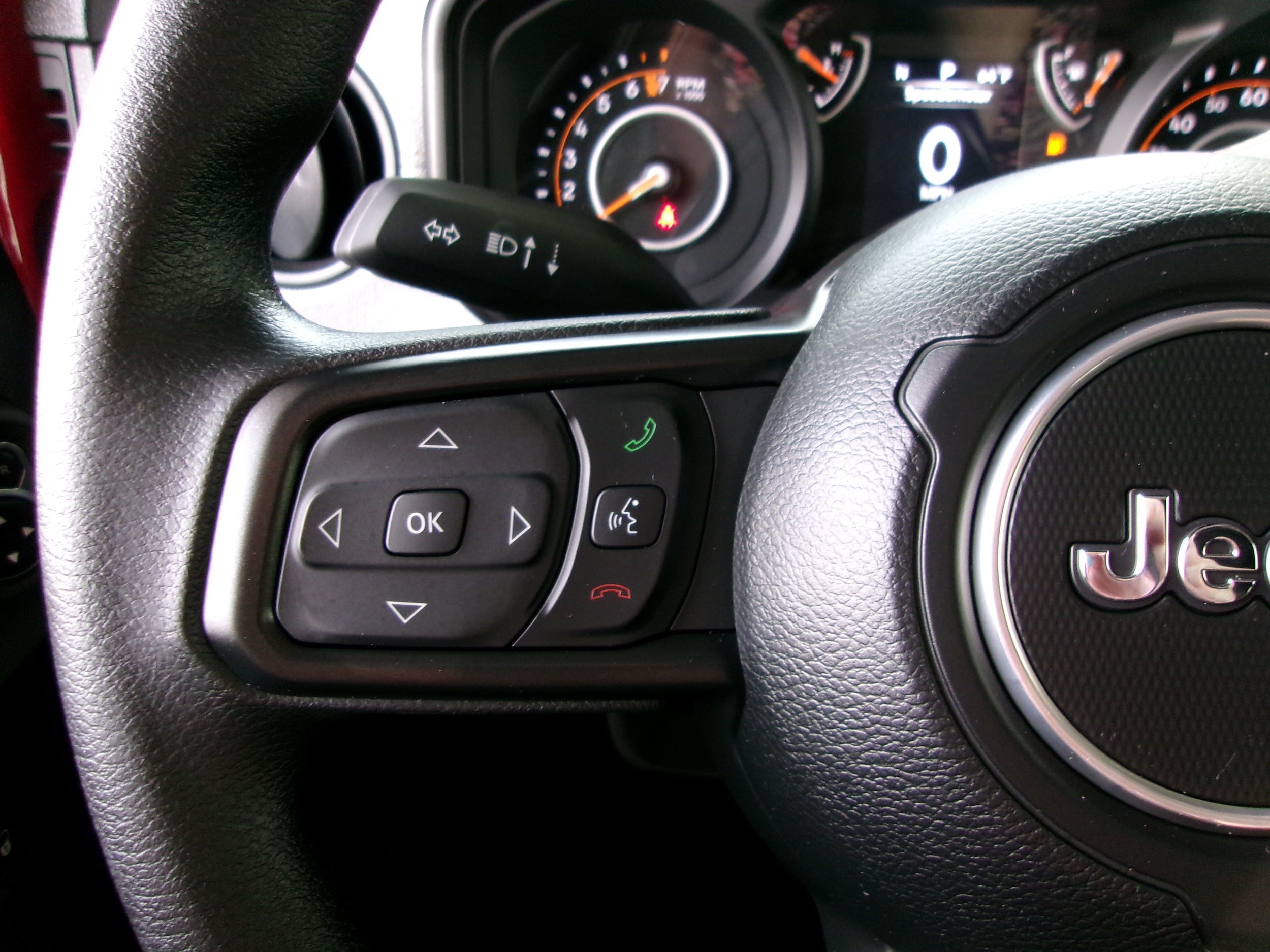 New 2025 Jeep Gladiator Sport AWD/4WD image 10