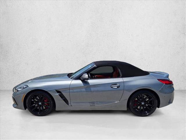 Certified 2023 BMW Z4 M40i w/ Premium Package RWD image 9