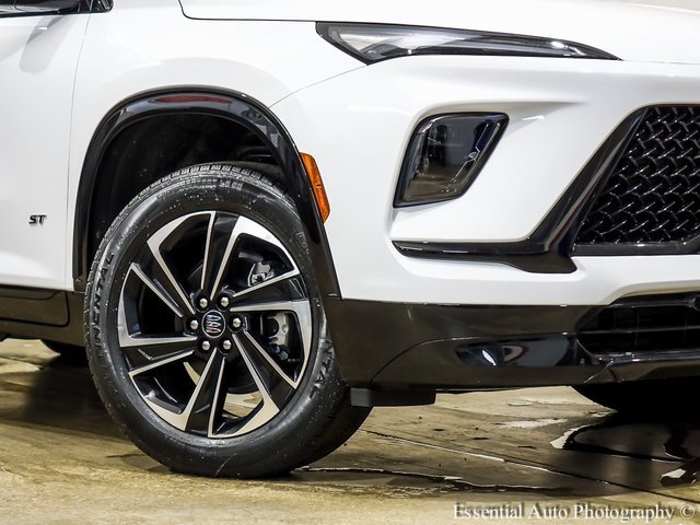 New 2025 Buick Enclave Sport Touring w/ LPO, Floor Liner Package image 3