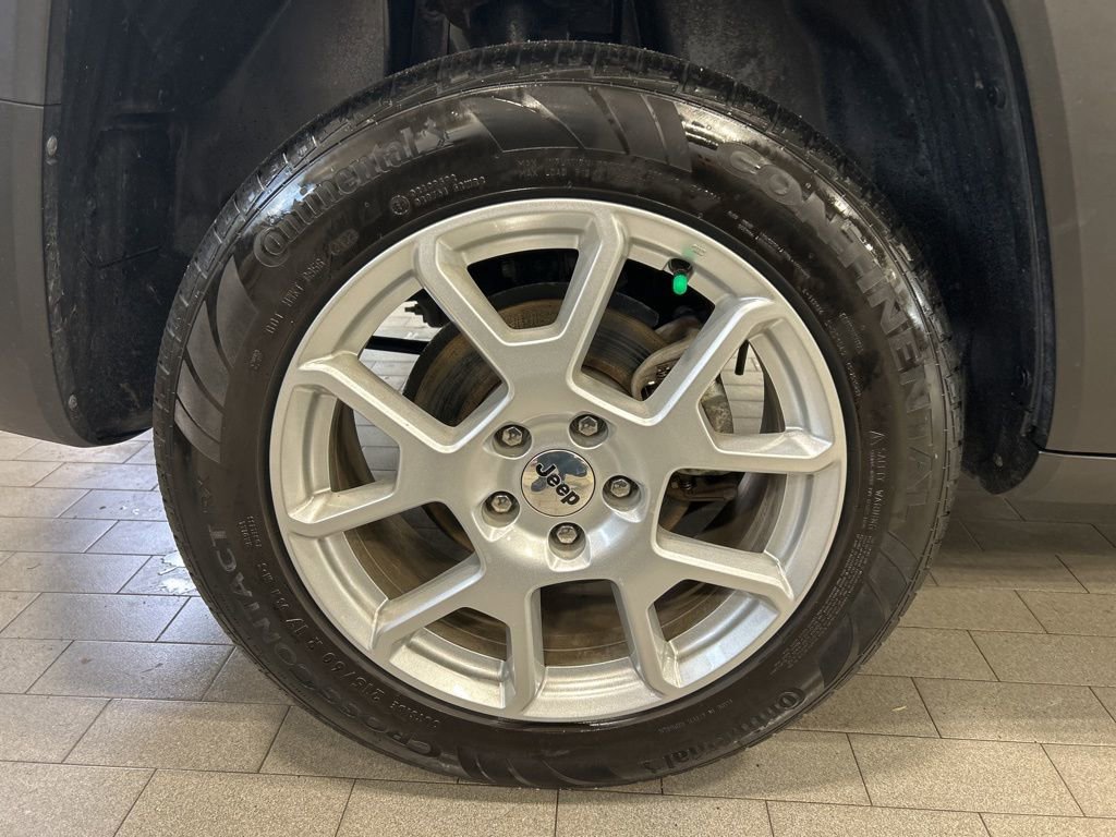 Used 2022 Jeep Renegade Latitude w/ Convenience Group image 25