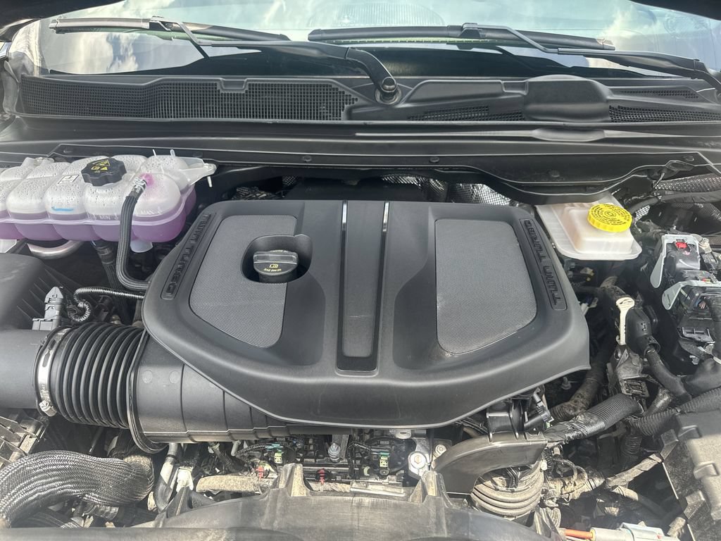 Used 2025 RAM 1500 Big Horn AWD/4WD image 12