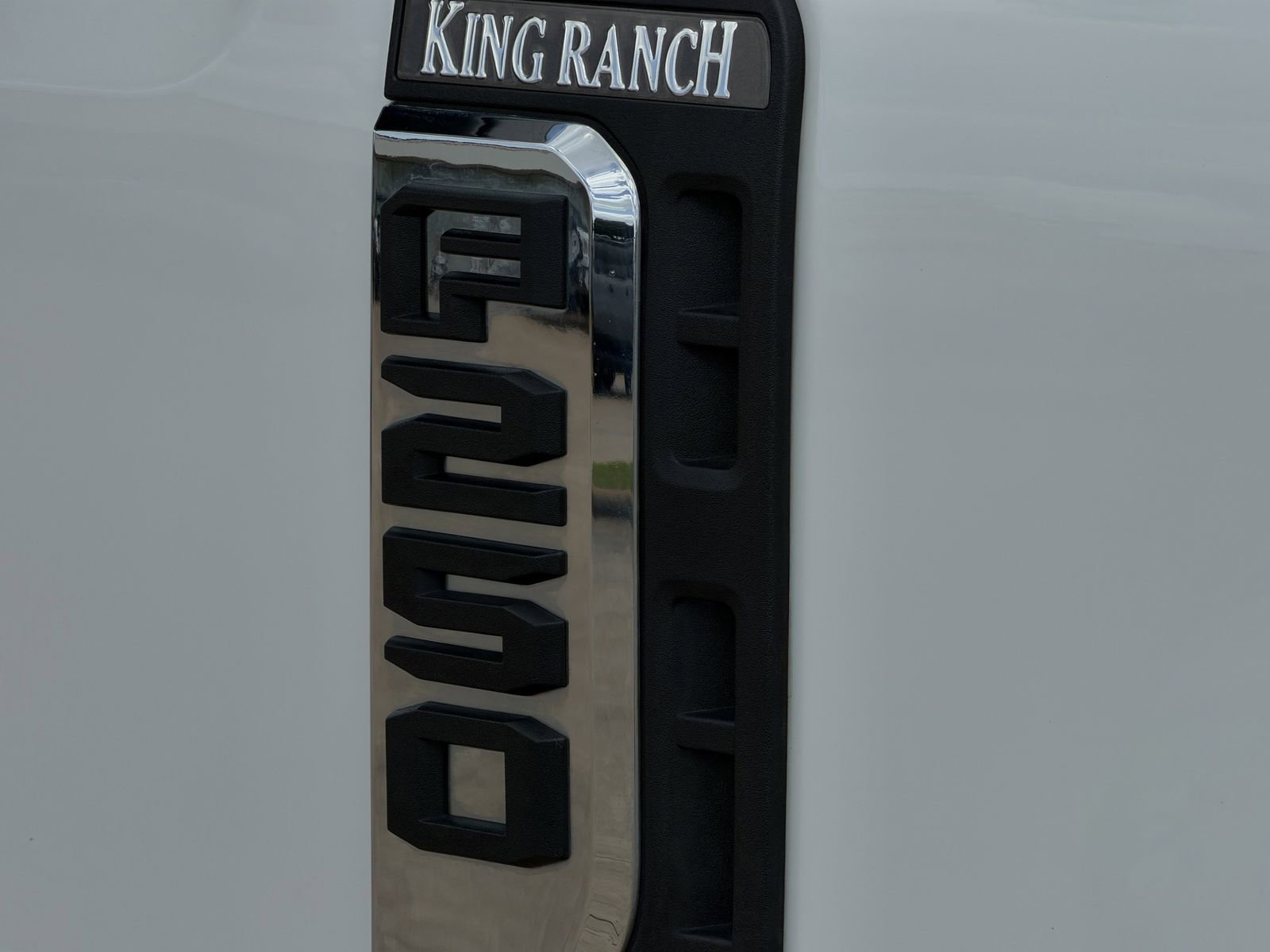 Used 2024 Ford F250 King Ranch w/ Chrome Package AWD/4WD image 11
