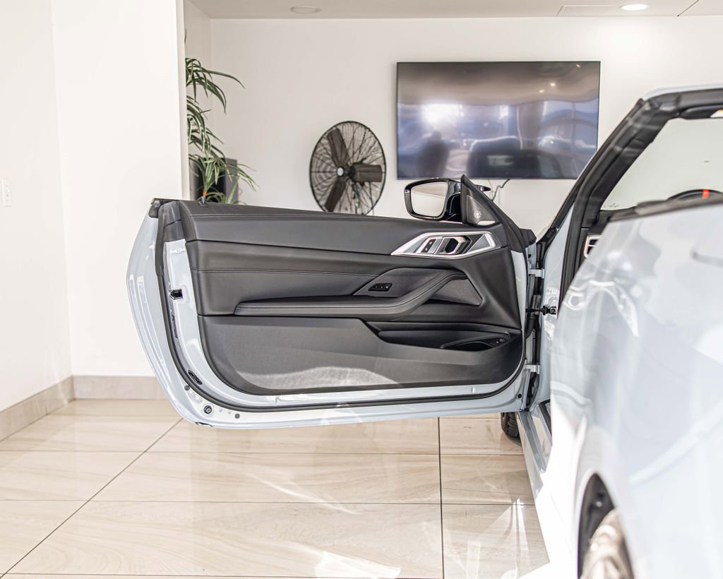 Used 2025 BMW 440i xDrive Convertible image 34