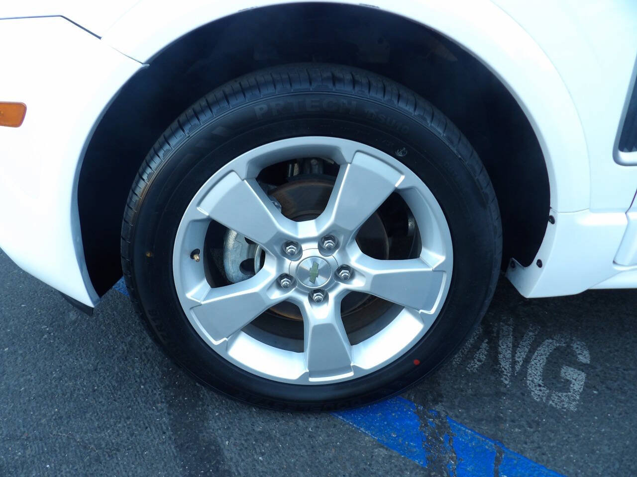 Used 2015 Chevrolet Captiva Sport LTZ FWD image 14