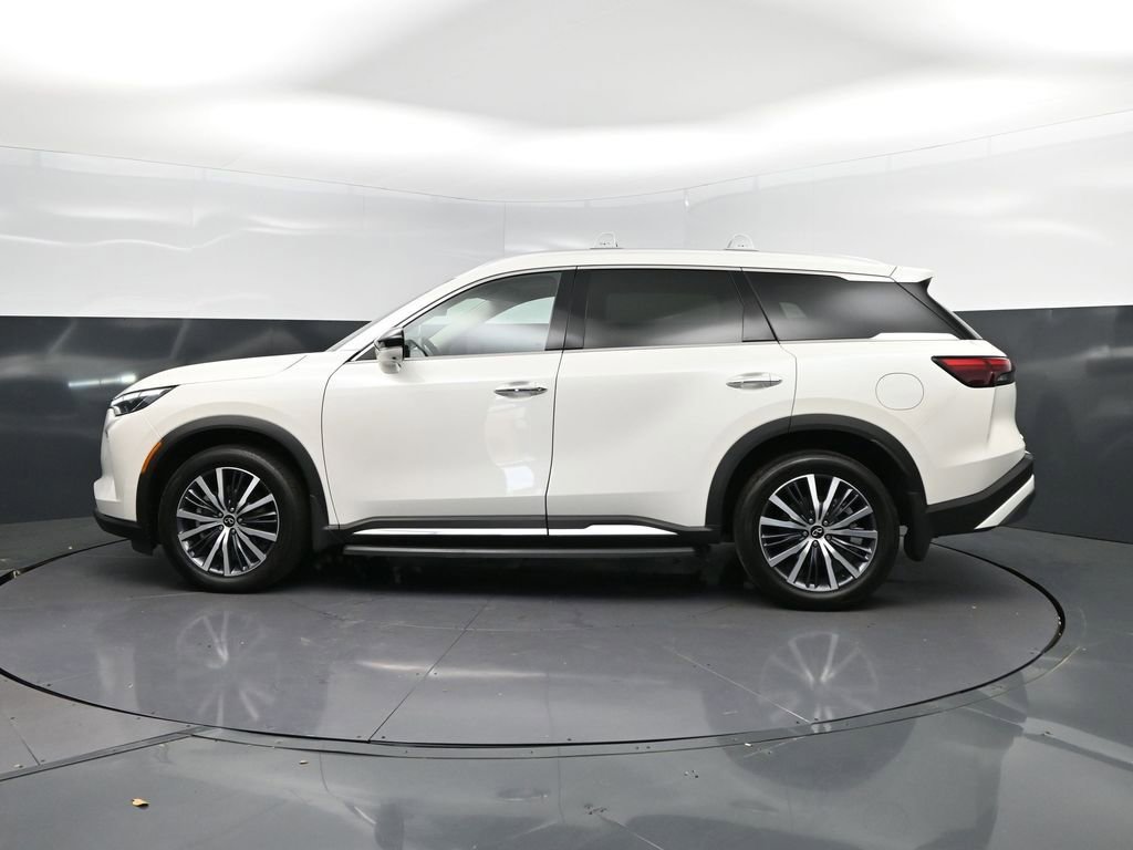Used 2023 INFINITI QX60 Sensory w/ Vision Package image 4