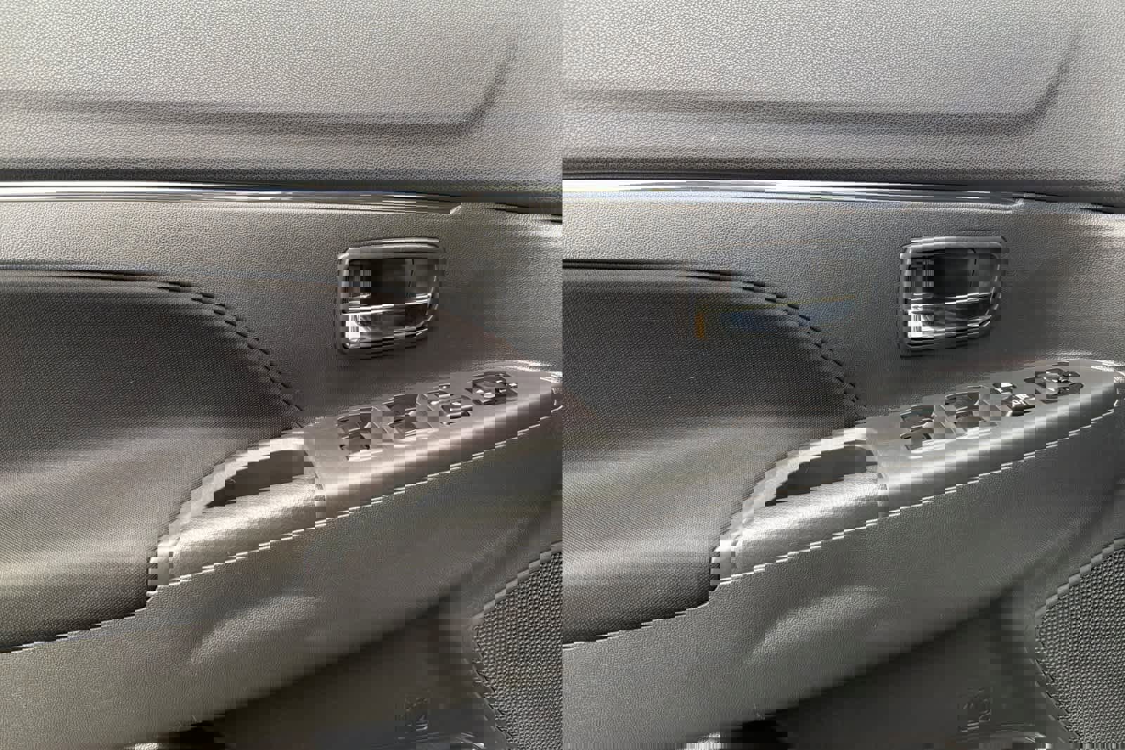 Used 2024 Mitsubishi Outlander Sport ES image 14